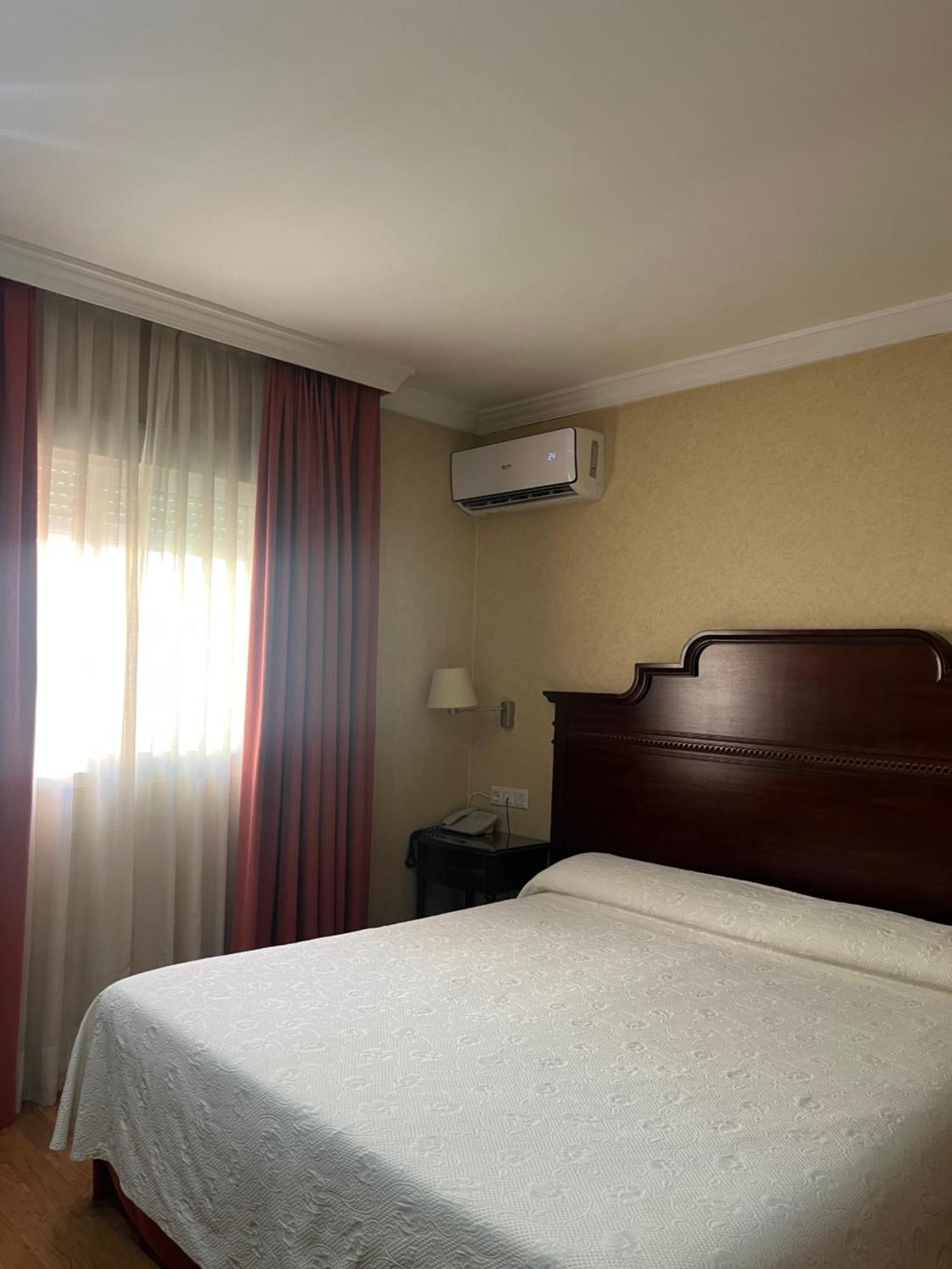 Hotel Santo Domingo Lucena Exterior foto